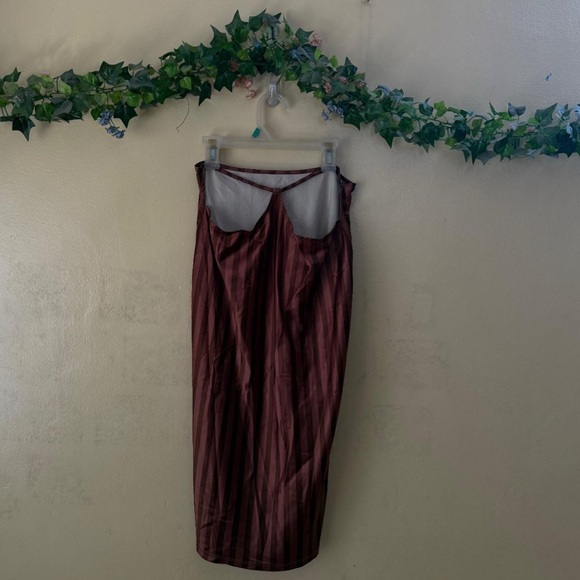 SOLD - Picture 4 of 4